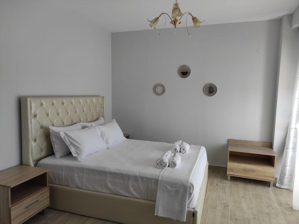 Blue Beach Apartments Ofrínion 외부 사진