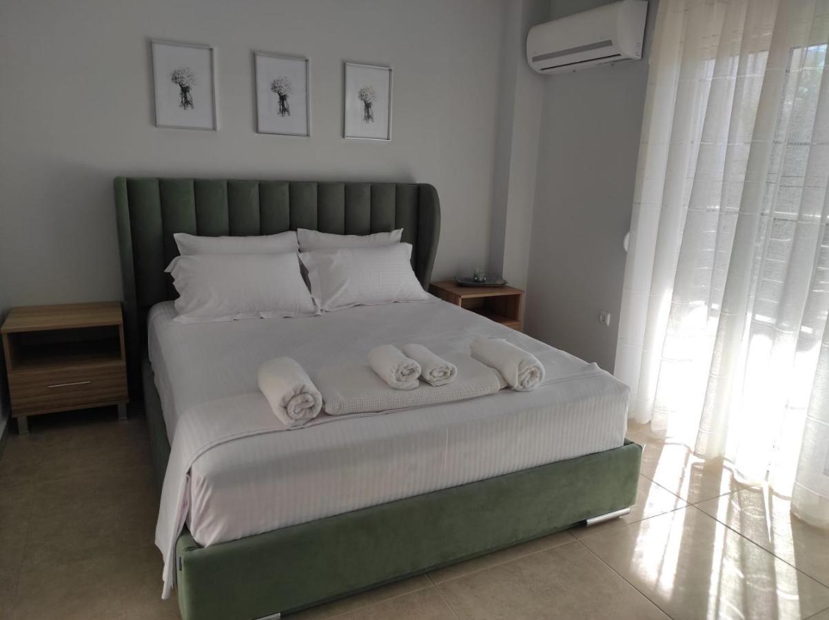 Blue Beach Apartments Ofrínion 외부 사진