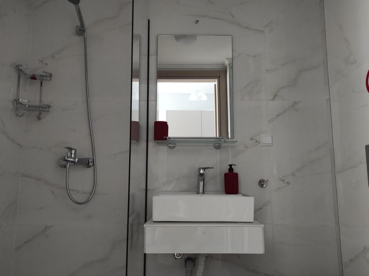 Blue Beach Apartments Ofrínion 외부 사진