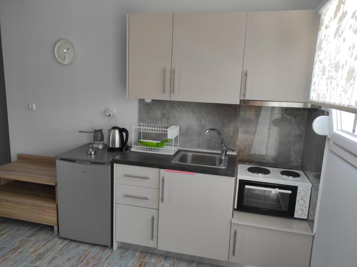 Blue Beach Apartments Ofrínion 외부 사진